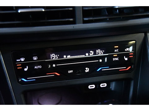 Volkswagen Polo 1.0 TSI Business IQ-light*Aut*Cam*Lane