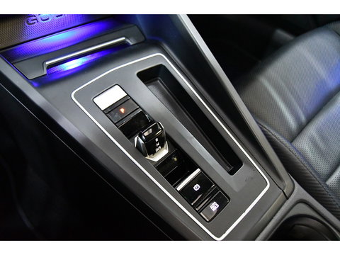 Volkswagen Golf 2.0 TSI R 4Motion Performance*AKra*Blindspot*Leder*Pano