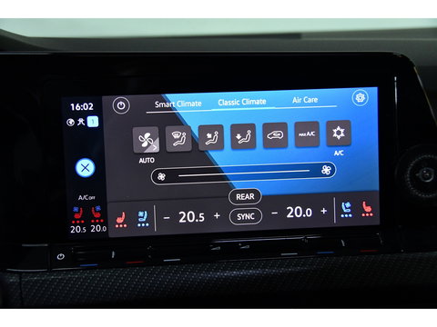 Volkswagen Golf 2.0 TSI R 4Motion Performance*AKra*Blindspot*Leder*Pano