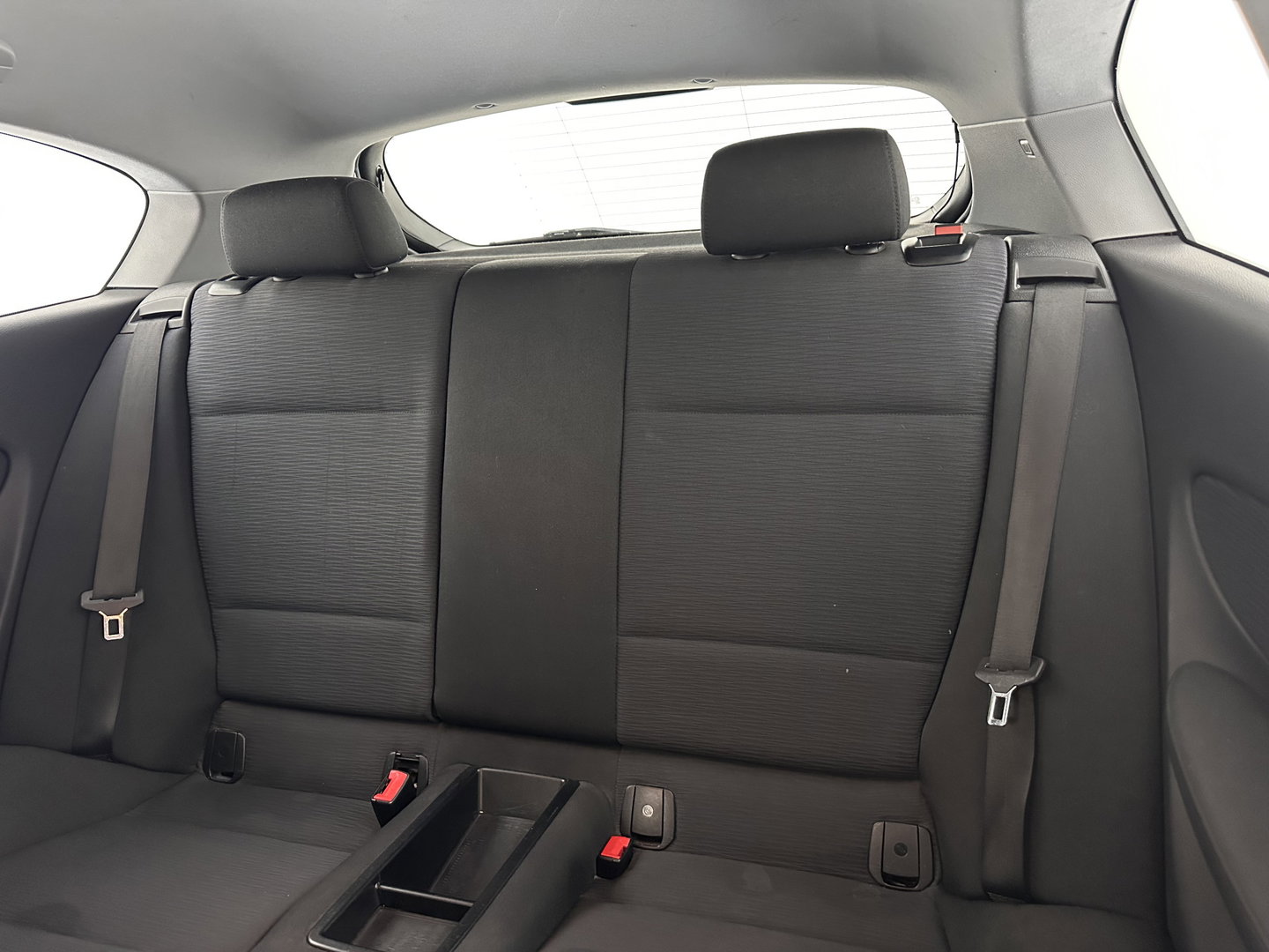 BMW 1-serie 118i Business Line *AIRCO | COMFORT-SEATS | 16''ALU | TOWBAR*