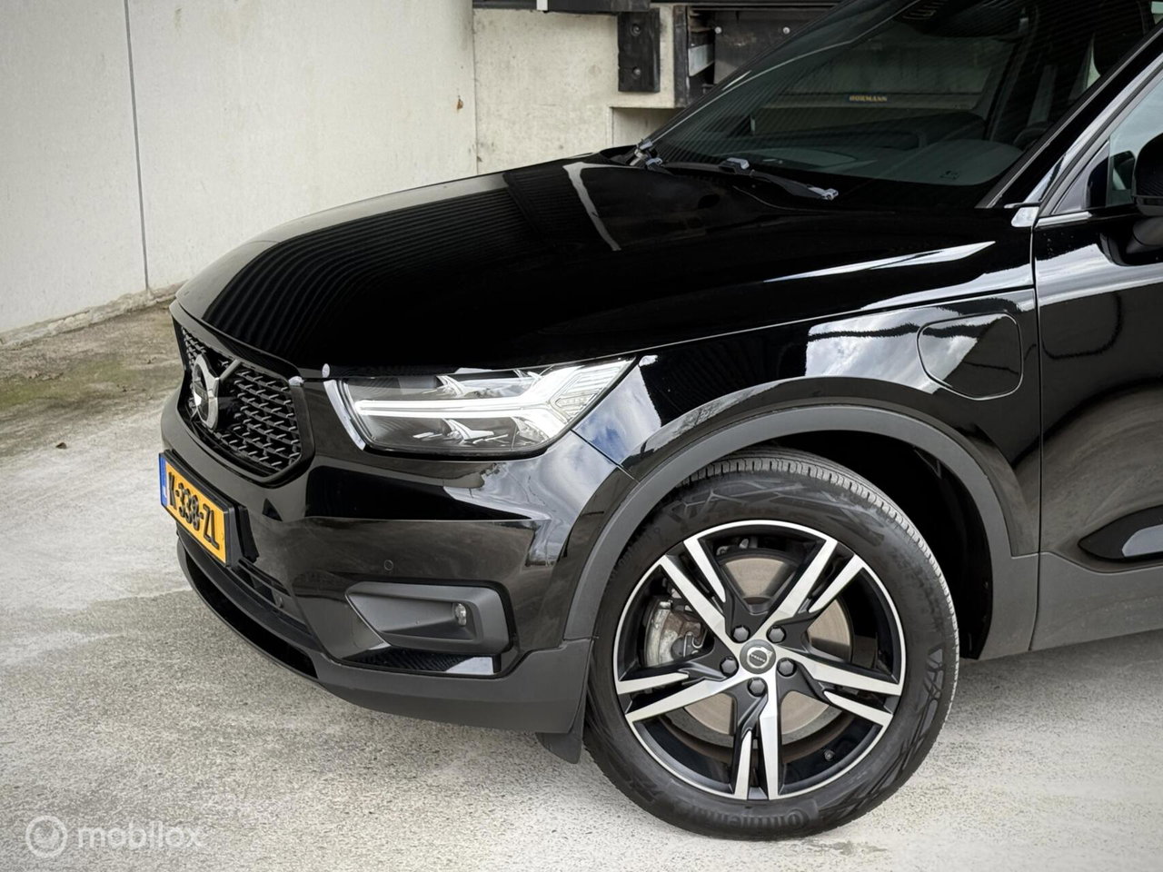 Volvo XC40