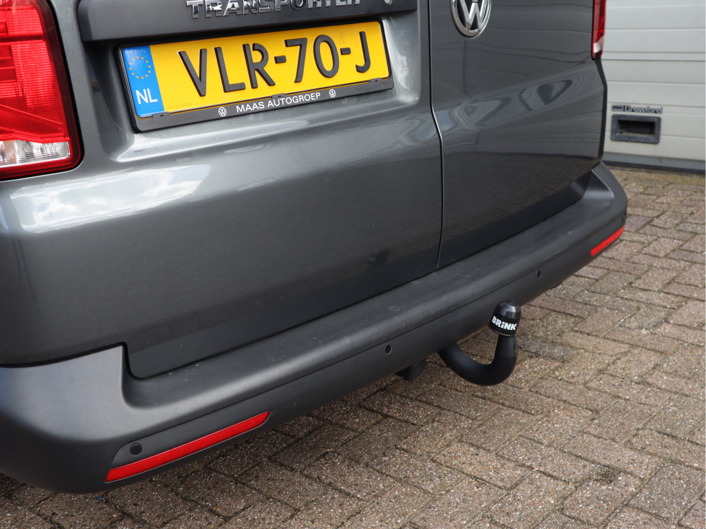 Volkswagen Transporter 2.0 TDI 111pk Euro 6 - Lang L2 - Trekhaak - Cruise - 3 Zits