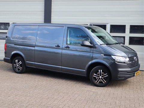 Volkswagen Transporter 2.0 TDI 111pk Euro 6 - Lang L2 - Trekhaak - Cruise - 3 Zits