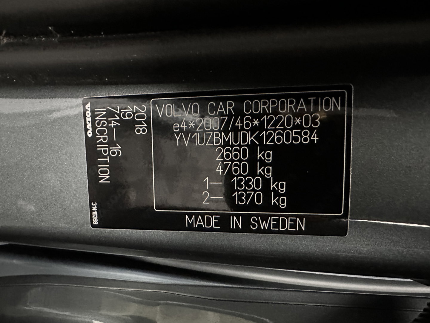 Volvo XC60 2.0 T8 Twin Engine AWD Inscription (Plug-In) (INCL-BTW) Aut. *PANO | LEATHER | FULL-LED | MEMORY-PACK | HARMAN/KARDON | TOPVIEW | DIGI-COCKPIT | KEYLESS | HEATED-SPORTSEATS | NAVI-FULLMAP | ECC | PDC | ADAPTIVE-CRUISE | TOWBAR | HEAD-UP