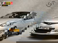 Hyundai i20 - 1.2i Sport Deluxe (SCHUIFDAK, APPLE CARPLAY, AIRCO, LEDER, PARKEERSENSOREN, SPORTSTOELEN, CRUISE, BLUETOOTH, NIEUWSTAAT)