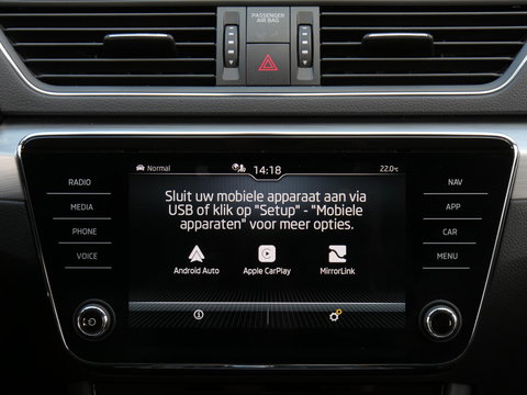 Škoda Superb COMBI 1.4TSI iV BUSINESS EDITION PLUS/ CAMERA/ PDC V+A/ VIRTUAL COCKPIT