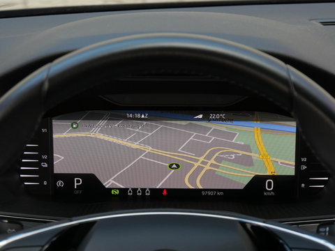 Škoda Superb COMBI 1.4TSI iV BUSINESS EDITION PLUS/ CAMERA/ PDC V+A/ VIRTUAL COCKPIT