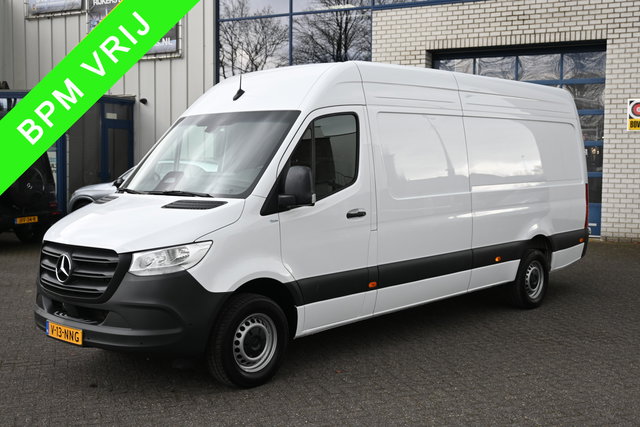 Mercedes-Benz Sprinter - 317 CDI L3H2 Pro MBUX met parkeer pakket, 270 graden deuren, Etc.