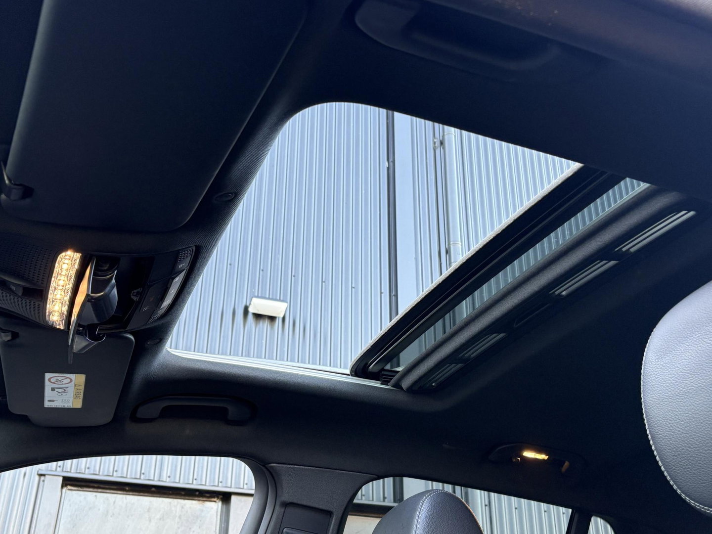 Mercedes-Benz EQC 400 4MATIC Business Solution AMG 80 kWh | HUD |