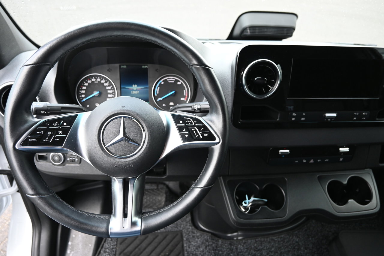 Mercedes-Benz eSprinter