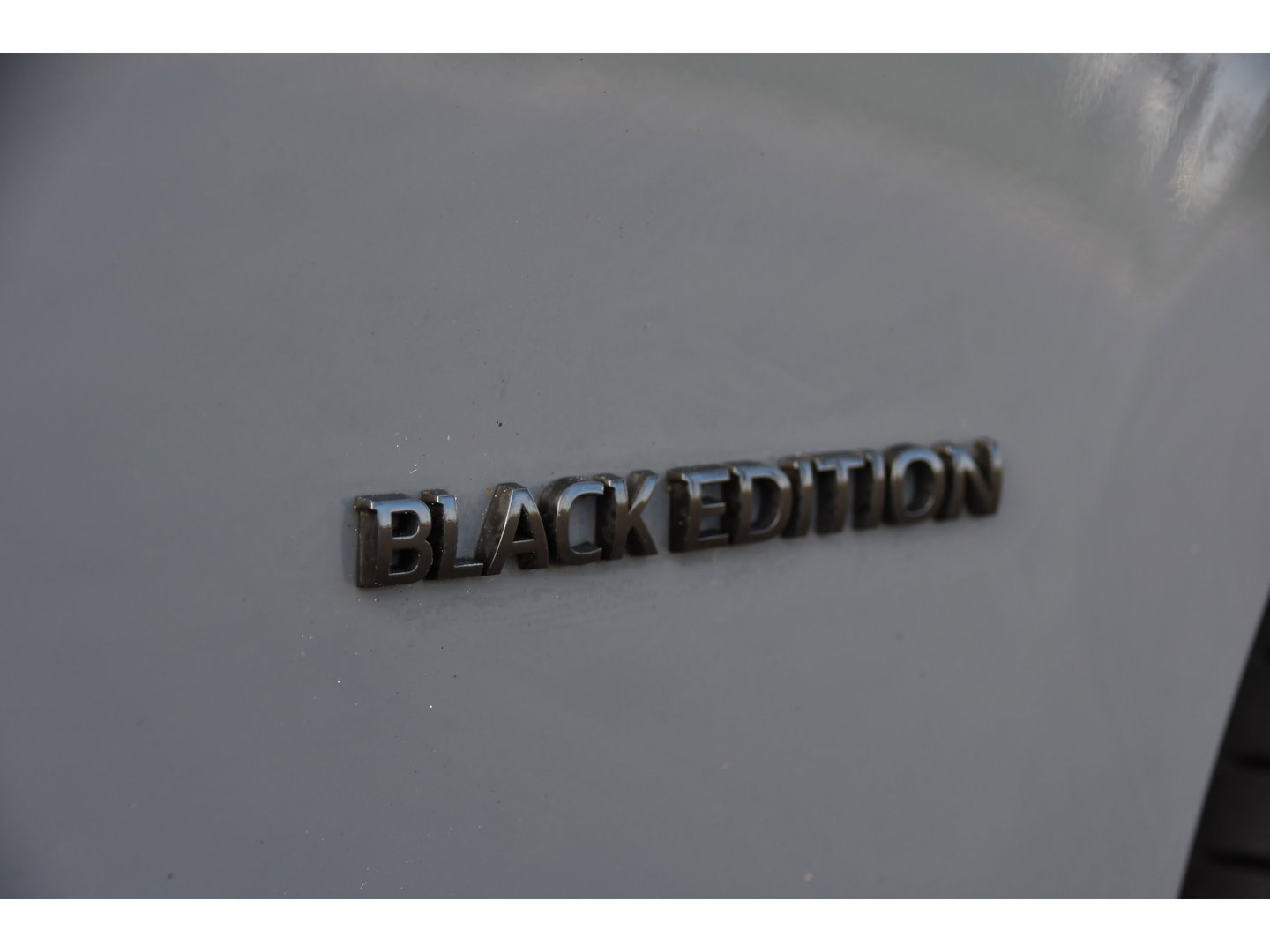 Renault Trafic 2.0 Blue dCi 170 T30 L2H1 Black Edition FULL OPTIONS! Adaptieve Cruise, Camera, Carplay, 170pk, Stoelverwarming, Trekhaak, LED, Automaat, Uniek!