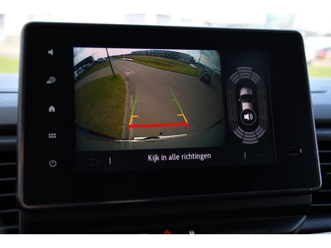 Renault Trafic 2.0 Blue dCi 170 T30 L2H1 Black Edition FULL OPTIONS! Adaptieve Cruise, Camera, Carplay, 170pk, Stoelverwarming, Trekhaak, LED, Automaat, Uniek!