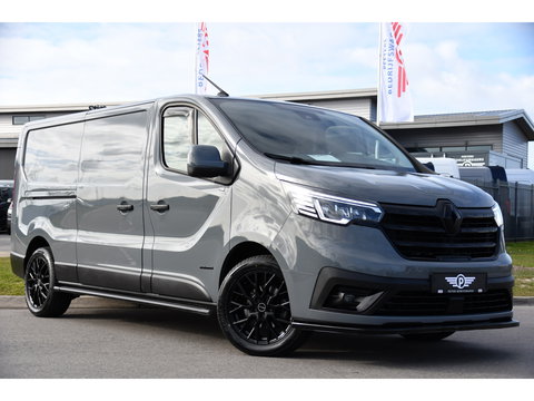 Renault Trafic 2.0 Blue dCi 170 T30 L2H1 Black Edition FULL OPTIONS! Adaptieve Cruise, Camera, Carplay, 170pk, Stoelverwarming, Trekhaak, LED, Automaat, Uniek!