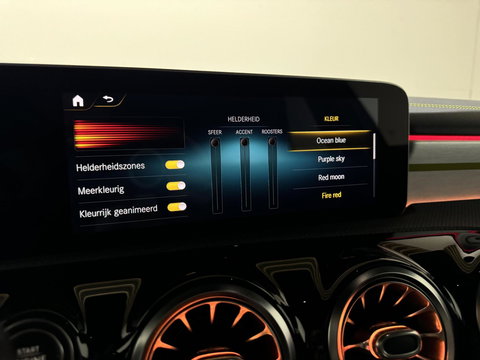 Mercedes-Benz A-Klasse 200 Edition 1 Pano Sfeer Memory Camera