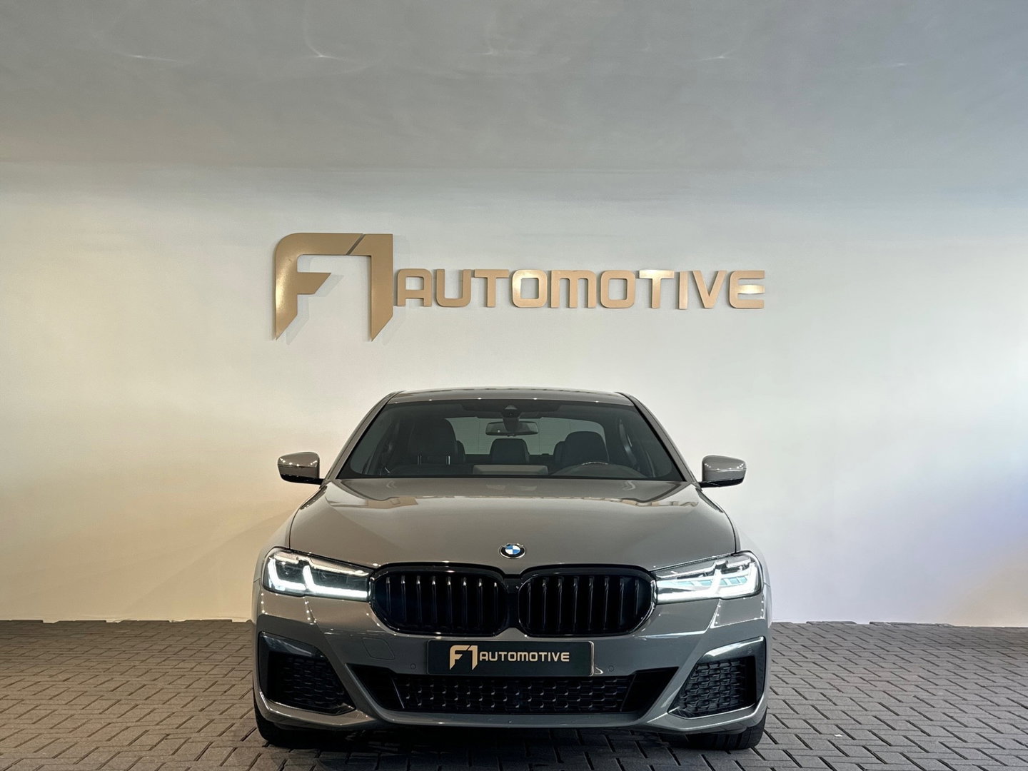 BMW 5 Serie 520i High Executive M Sport Memory|Trekhaak|Leer