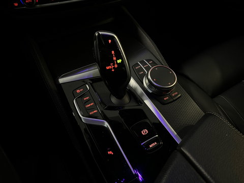 BMW 5 Serie 520i High Executive M Sport Memory|Trekhaak|Leer