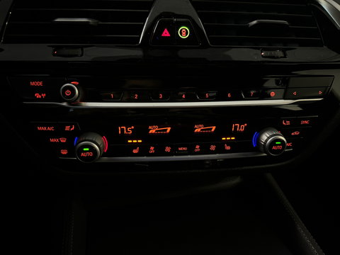 BMW 5 Serie 520i High Executive M Sport Memory|Trekhaak|Leer