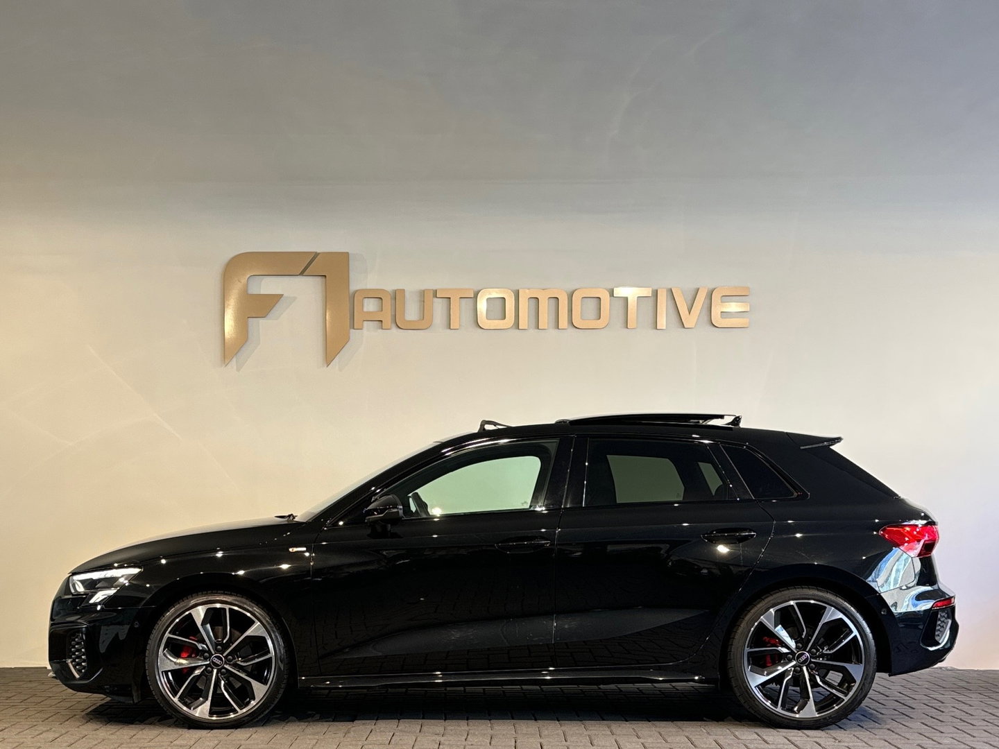 Audi A3 Sportback 40 TFSI Quattro Pano|RS Seat|Sfeer|Keyless