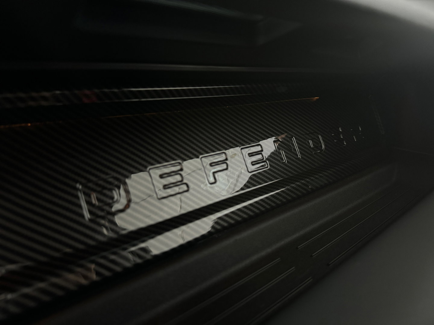 Land Rover Defender 110 2.0 P300e 110 X-Dynamic SE Pano|URBAN