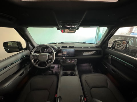 Land Rover Defender 110 2.0 P300e 110 X-Dynamic SE Pano|URBAN