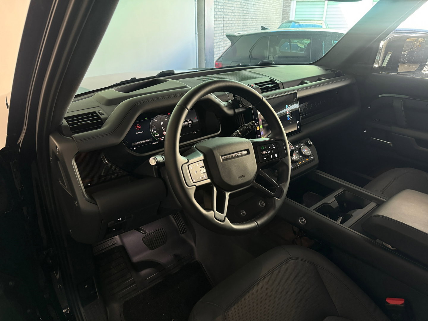 Land Rover Defender 110 2.0 P300e 110 X-Dynamic SE Pano|URBAN