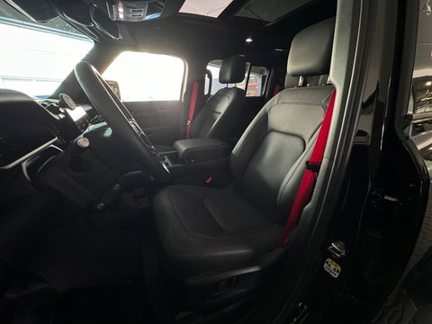 Land Rover Defender 110 2.0 P300e 110 X-Dynamic SE Pano|URBAN