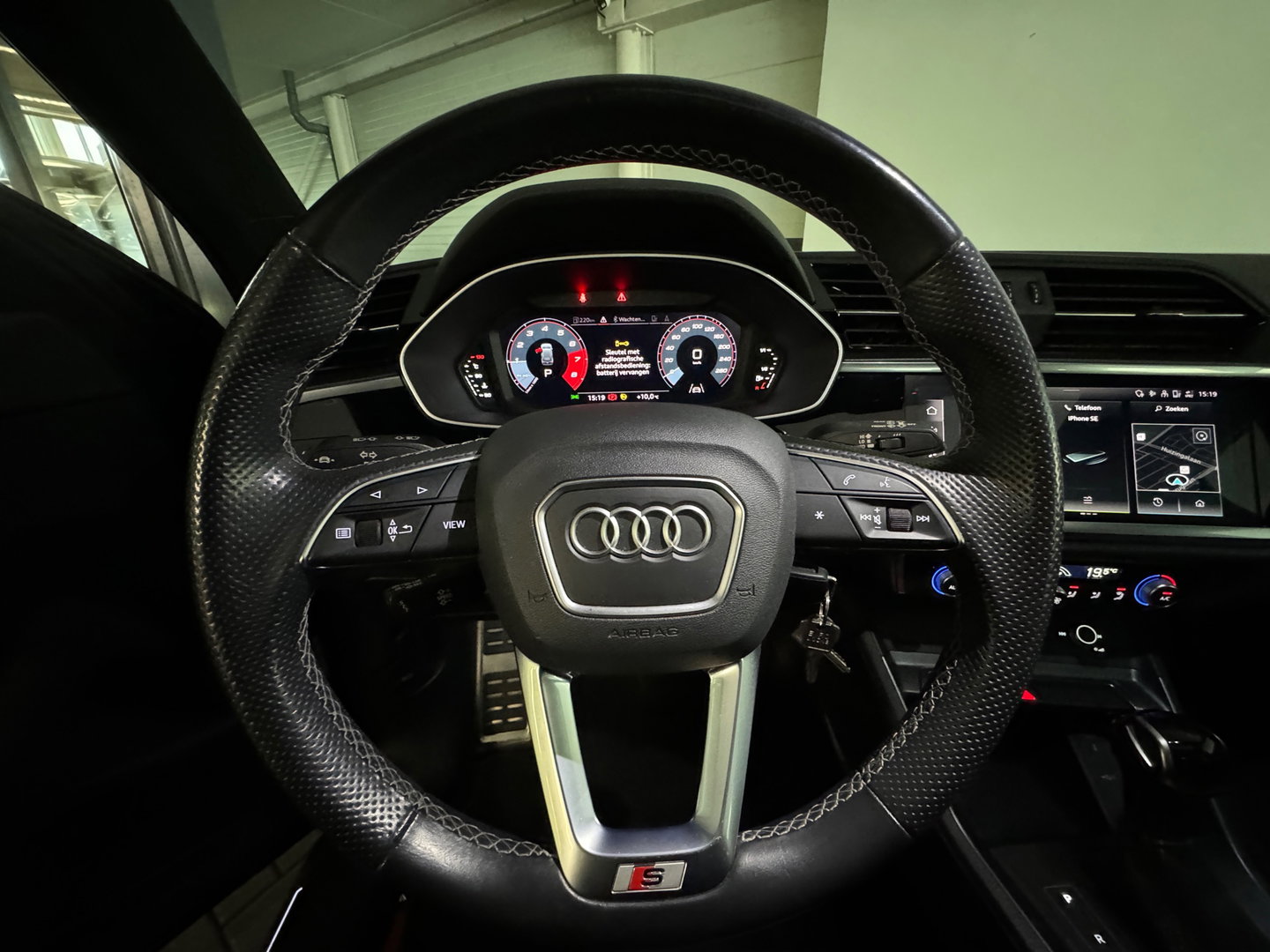 Audi Q3 35 TFSI S Line Pano|Camera|Sfeer|CarPlay|NL Auto|NAP