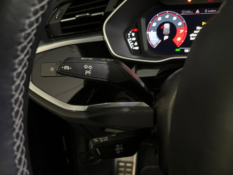 Audi Q3 35 TFSI S Line Pano|Camera|Sfeer|CarPlay|NL Auto|NAP