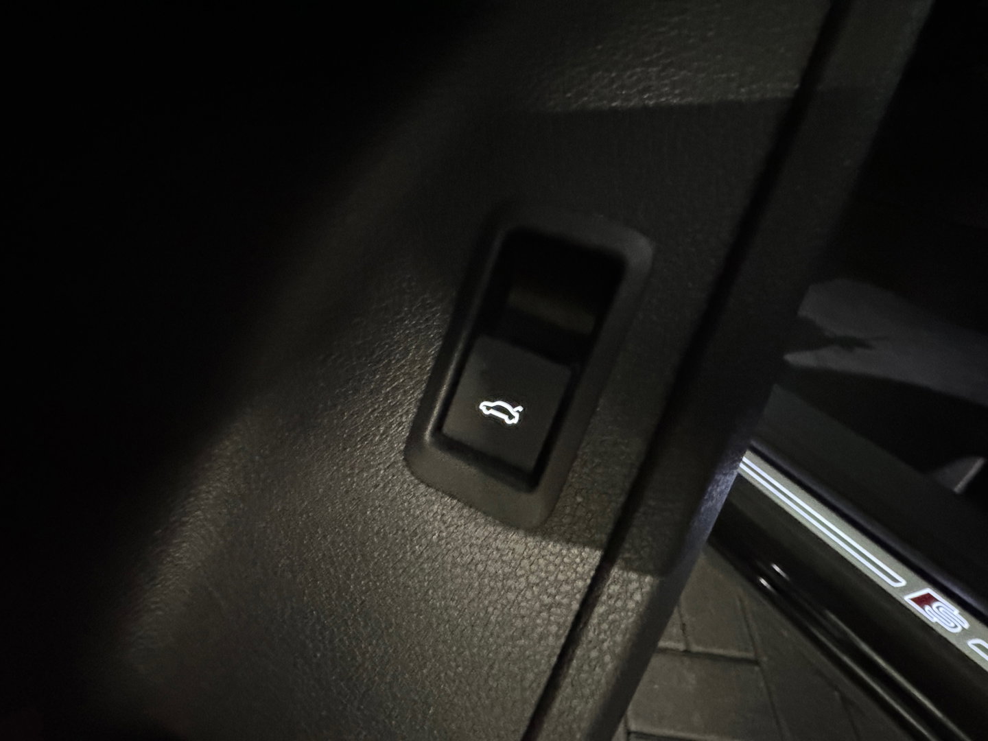 Audi Q3 35 TFSI S Line Pano|Camera|Sfeer|CarPlay|NL Auto|NAP