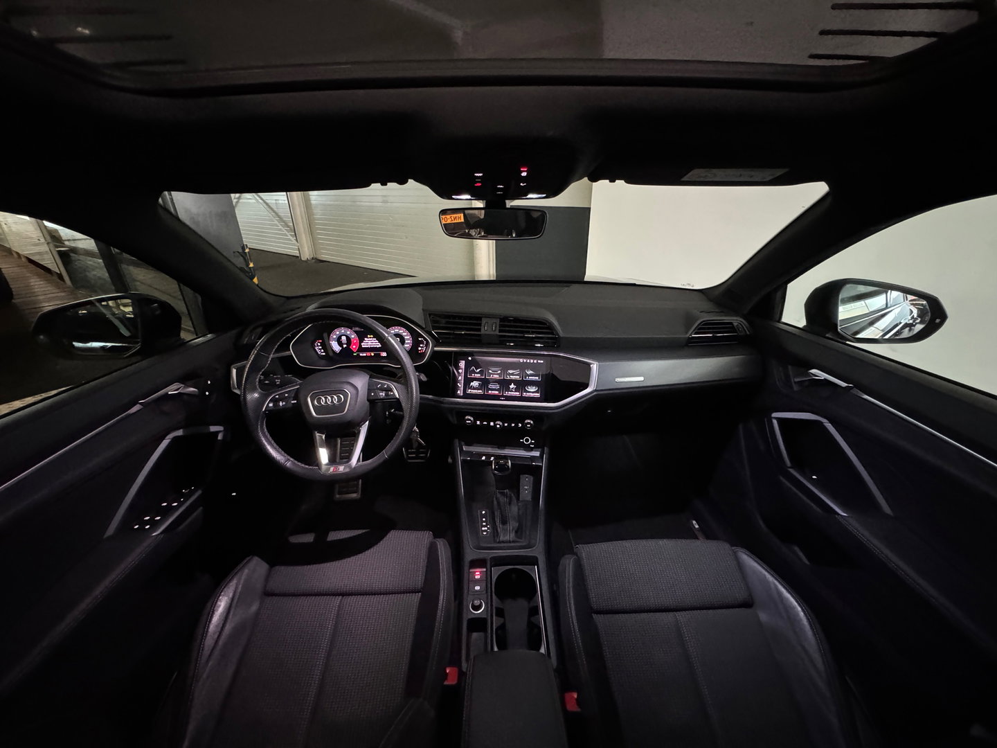 Audi Q3 35 TFSI S Line Pano|Camera|Sfeer|CarPlay|NL Auto|NAP