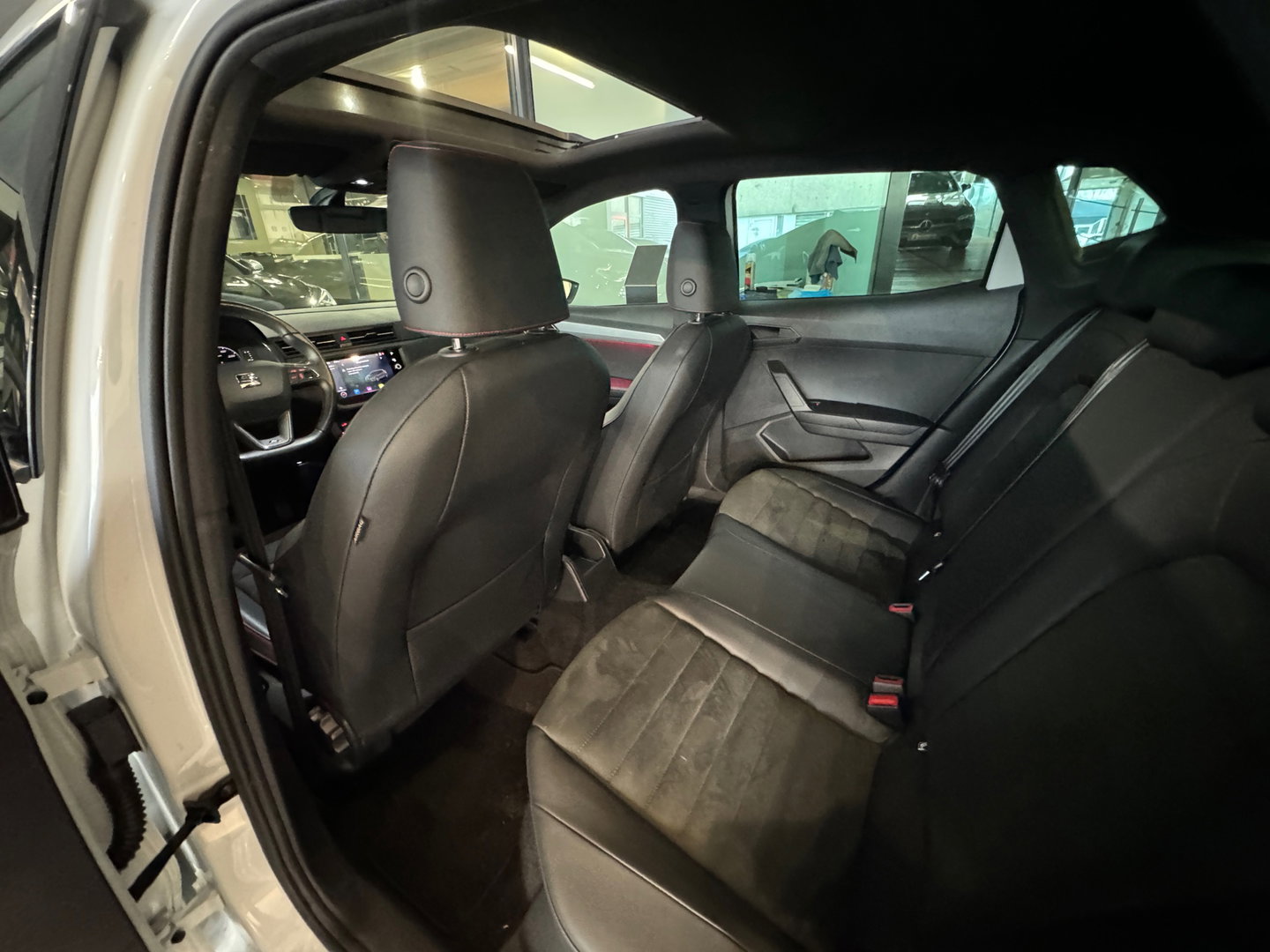 SEAT Ibiza 1.0 TSI FR Black Edition Pano|Keyles|Beats