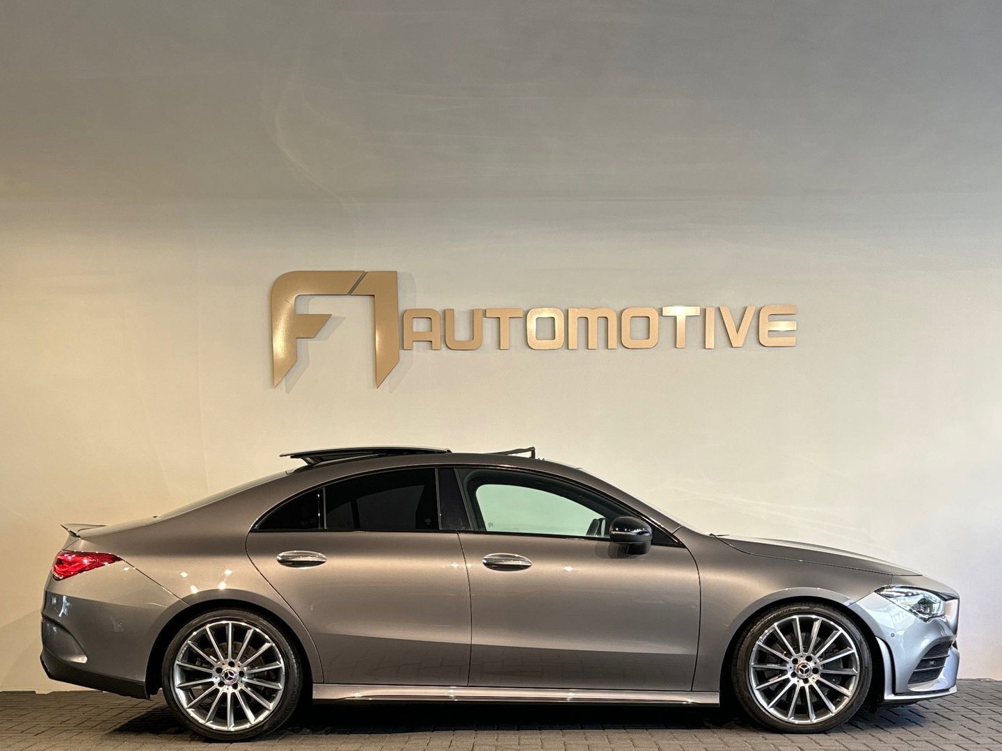 Mercedes-Benz CLA-Klasse 250 4MATIC AMG Premium+ Pano|Memory