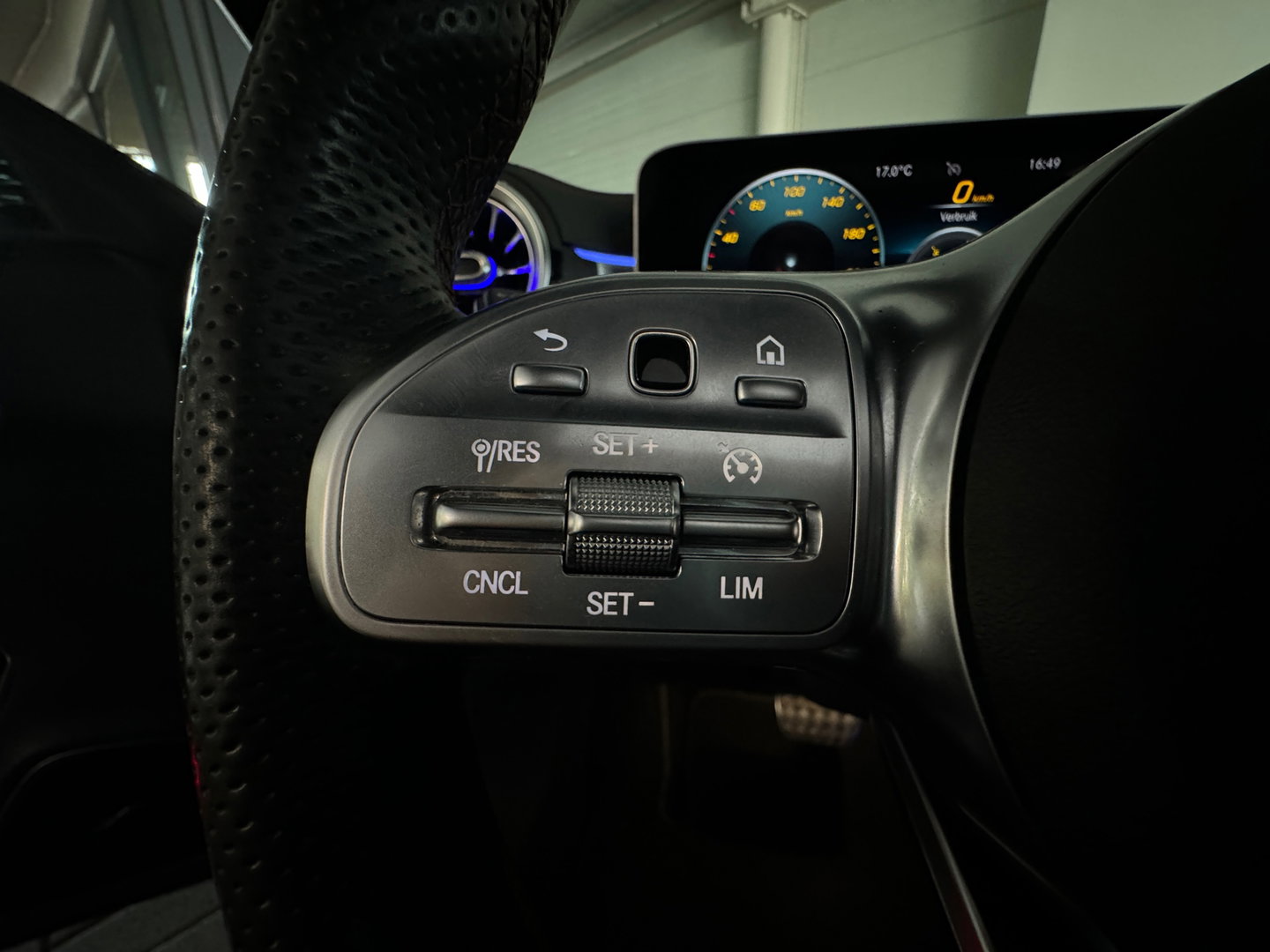 Mercedes-Benz CLA-Klasse 250 4MATIC AMG Premium+ Pano|Memory