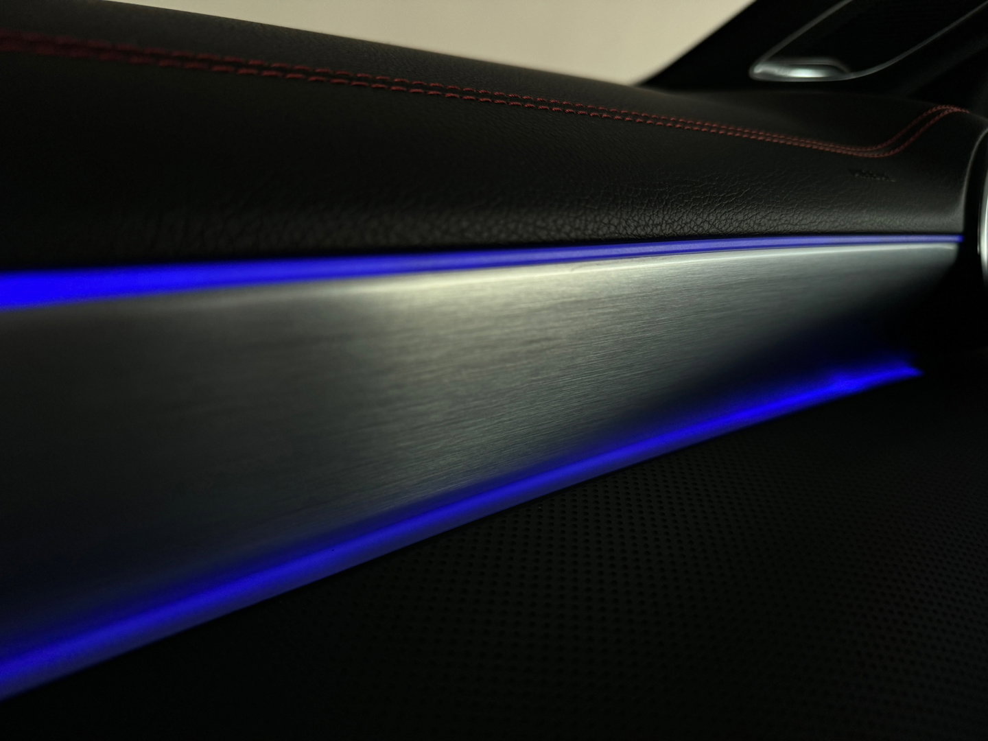 Mercedes-Benz CLA-Klasse 250 4MATIC AMG Premium+ Pano|Memory