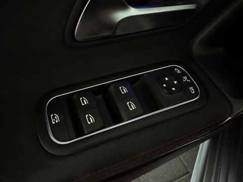 Mercedes-Benz CLA-Klasse 250 4MATIC AMG Premium+ Pano|Memory