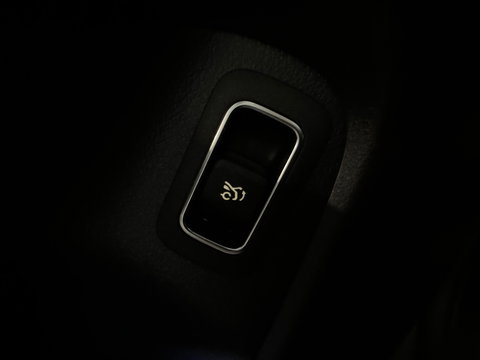 Mercedes-Benz CLA-Klasse 250 4MATIC AMG Premium+ Pano|Memory