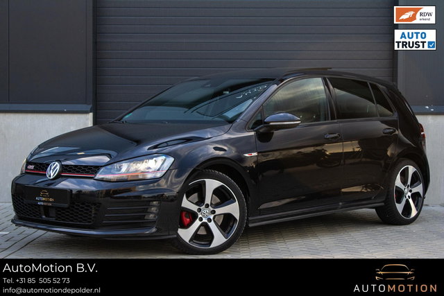 Volkswagen Golf - 2.0 TSI GTI Performance PANO CAMERA LEDER ELEKTRISCHE STOELEN