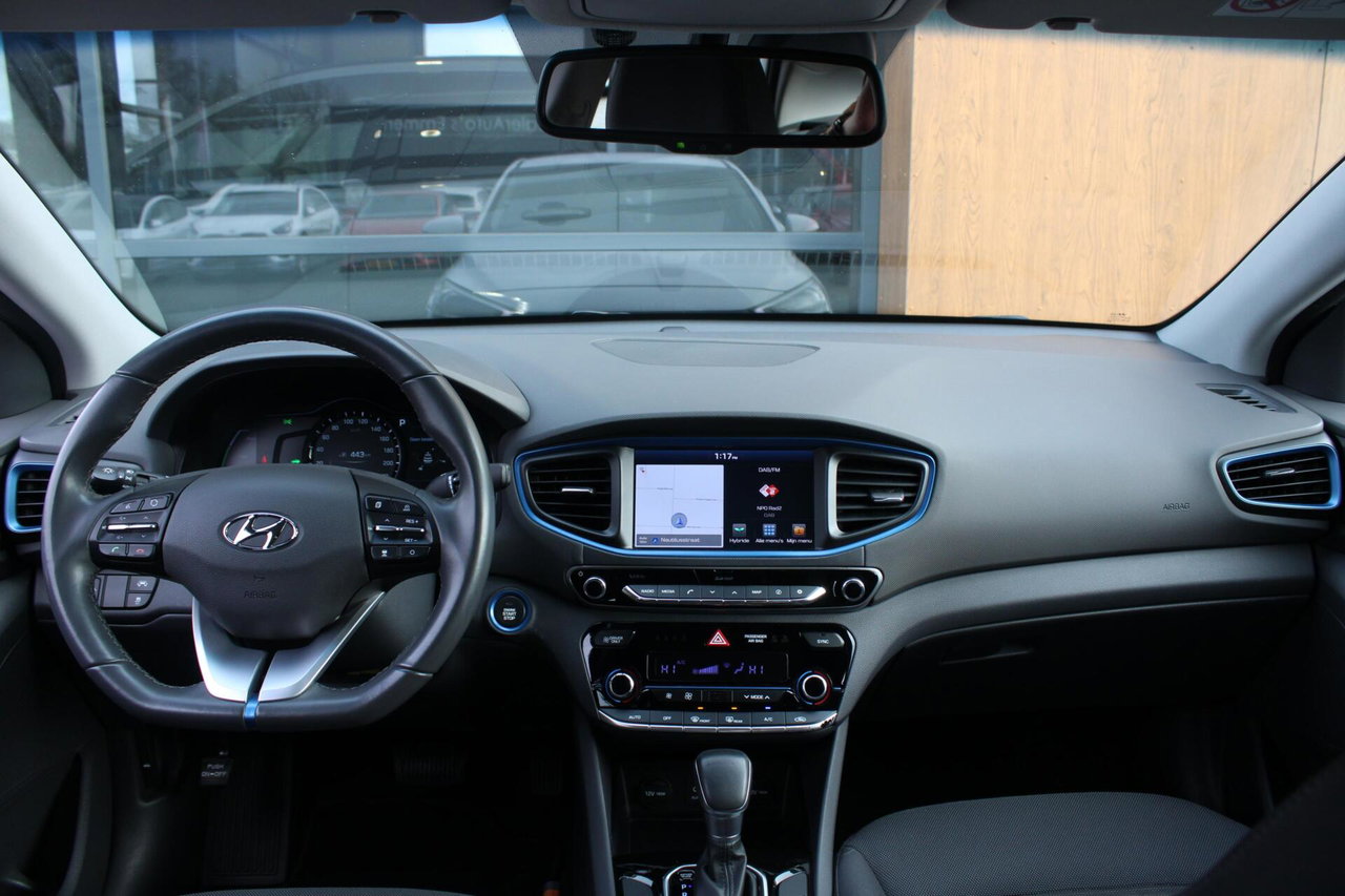 Hyundai IONIQ