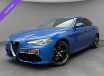 Alfa Romeo Giulia - 2.0 Veloce 4 W Drive 280 Pk Auto Led Camera Cruise Vol Opties Eerste Eigenaar 2017 Perfecte Staat
