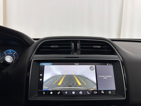 Jaguar F-Pace 3.0d First Edition AWD (INCL-BTW) Aut. *PANO | LEATHER | XENON | MEMORY-PACK | DIGI-COCKPIT | MERIDIAN-SOUND | NAVI-FULLMAP | CAMERA | HEATED-COMFORTSEATS | AMBIENTLIGHT | SHIFTPADDLES | ECC | PDC | CRUISE | TOWBAR