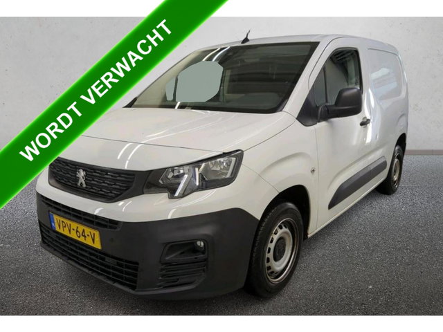 Peugeot Partner - 1.2 Benzine 111PK Euro6 Premium / Airco / Navigatie / Cruise-ctr. / Schuifdeur + Raam / Radio multimedia