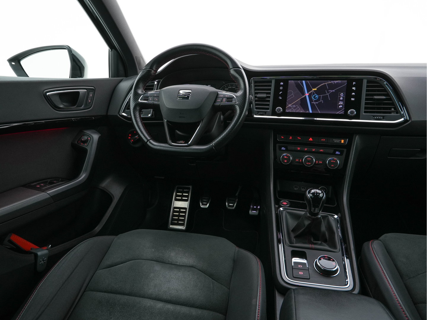 SEAT Ateca 1.5 TSI FR Business Intense (INCL-BTW) *FULL-LED | SPORTSEATS | NAVI-FULLMAP | LEATHER-MICROFIBRE | CAMERA | KEYLESS | DAB+ | CARPLAY | ECC | PDC | CRUISE | TOWBAR | 18''ALU*