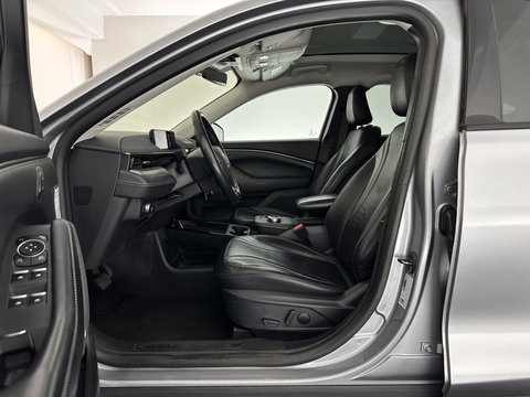 Ford Mustang Mach-E RWD 75 kWh [ 3-Fase-11kW ]{SOH-91%} (INCL-BTW) *PANO | LEATHER | FULL-LED | DAB | DIGI-COCKPIT | KEYLESS | NAVI-FULLMAP | CARPLAY | HEATED-COMFORTSEATS | TOPVIEW | ADAPTIVE-CRUISE | PRIVACY-GLASS | 18'' ALU*