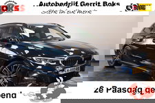 BMW 3 Serie - Touring 320i M-Sport Business Edition Climate/Cruise Navi PDC NAP! ! 2e Paasdag geopend van 12.00 tot 17:00u !