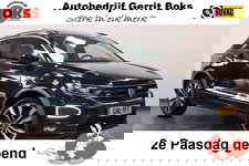 Volkswagen T-Roc - 1.5 TSI Sport Panorama dak Stuurwielverwarming ! 2e Paasdag geopend van 12.00 tot 17:00u !