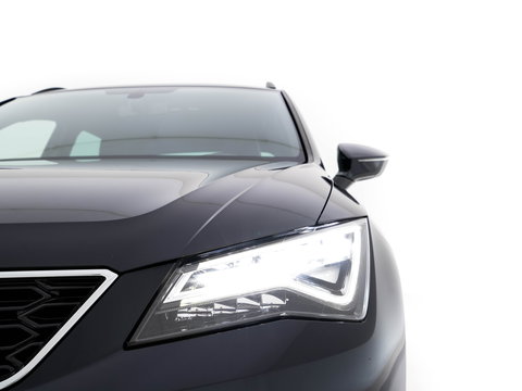 SEAT Ateca 1.5 TSI FR Business Intense (INCL-BTW) *FULL-LED | SPORTSEATS | NAVI-FULLMAP | LEATHER-MICROFIBRE | CAMERA | KEYLESS | DAB+ | CARPLAY | ECC | PDC | CRUISE | TOWBAR | 18''ALU*