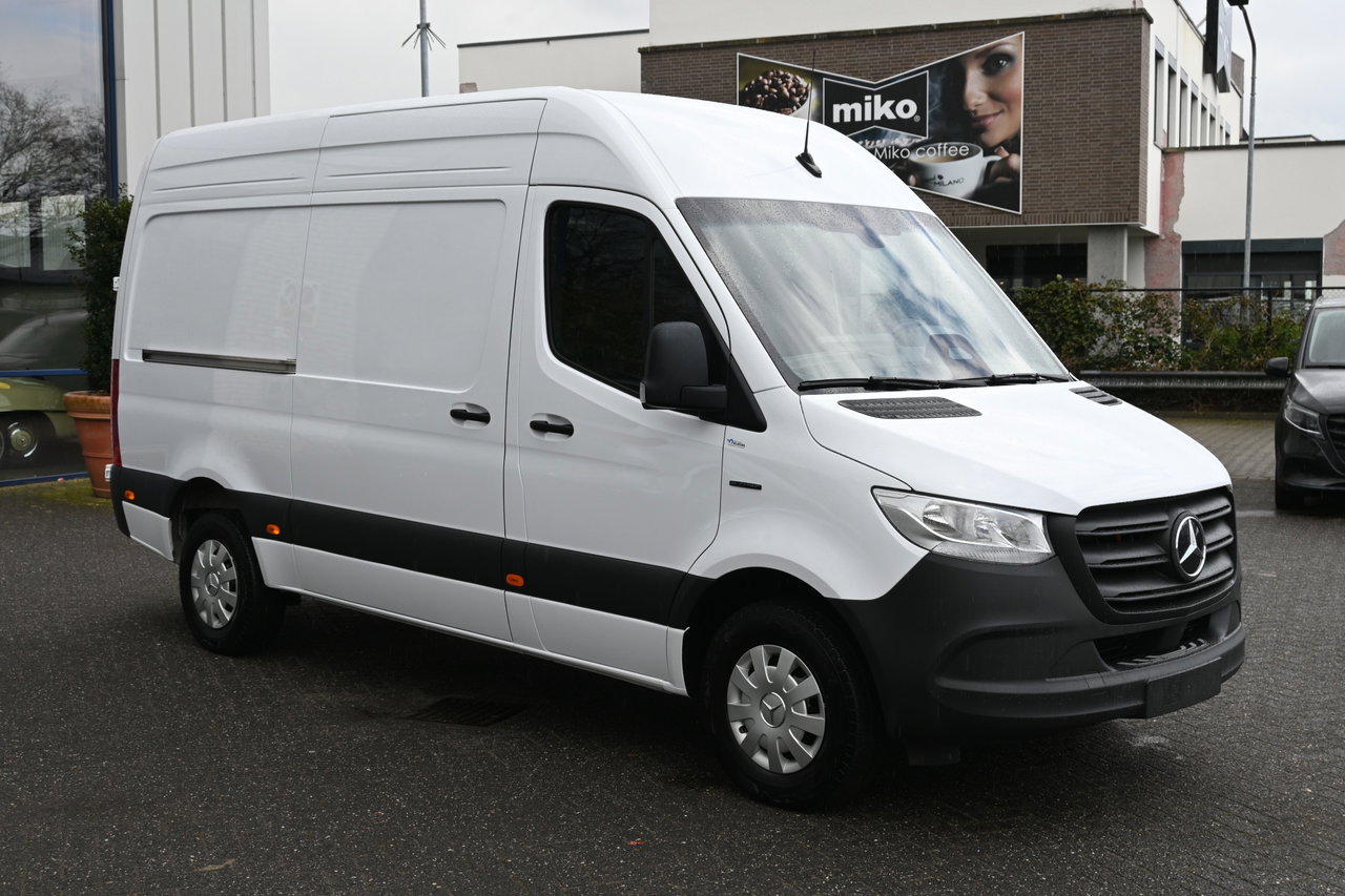 Mercedes-Benz eSprinter