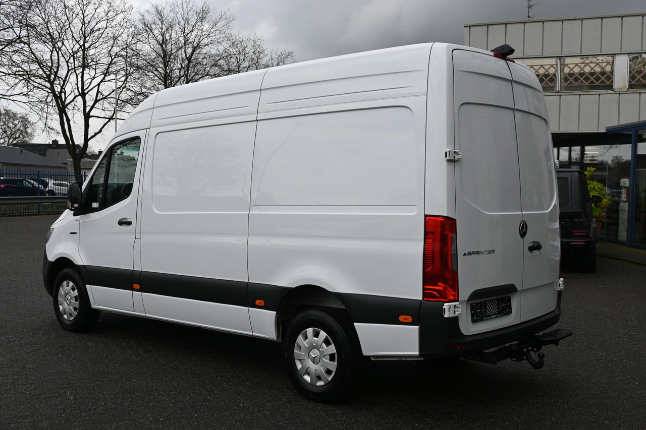 Mercedes-Benz eSprinter