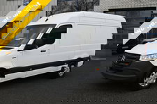 Mercedes-Benz eSprinter - 320 L2H2 Pro 81kWh Snellader, Navigatie, Trekhaak, Winterpakket, Etc.