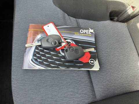 Opel Vivaro 1.6 CDTI L1H1 Edition EcoFlex / euro 6 / bpm vrij / vaste prijs rijklaar € 8950 ex btw / lease vanaf € 151 / airco / cruise / trekhaak / ingerichte laadruimte / ex bouw bus